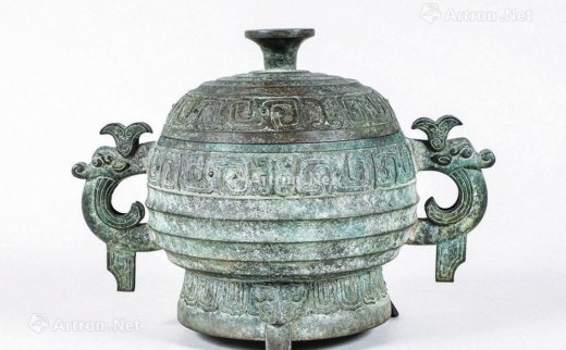 --                            1134 
                            周 青铜双龙耳簋式香炉