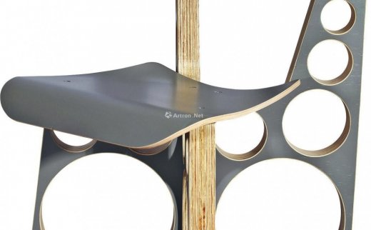 汤姆·萨克斯（B.1966）
                                                                                                                                                2568 
                            2019年作 枫木松木夹板椅子 SHOP CHAIR（GRAY）椅子（灰） 枫木松木夹板椅子