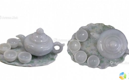 --                            2467 
                            翡翠茶具 （一套六件）