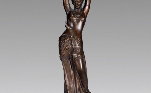 潘鹤（1925～2020）
                                                                                                                                                1151 
                            珠海渔女 铜雕塑