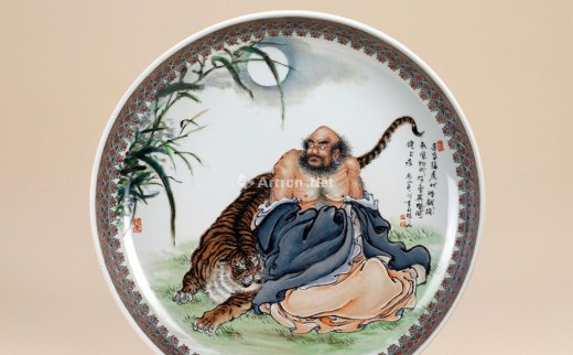 --                            3059 
                            当代 吴惠明 粉彩伏魔罗汉盘 -北京匡时国际拍卖有限公司