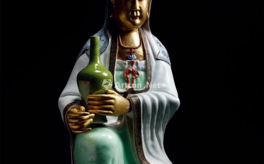 --                            3935 
                            清乾隆 粉彩描金轧道观音座像 -北京匡时国际拍卖有限公司